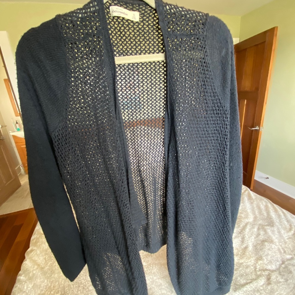 Abercrombie kids XL blue knit cardigan